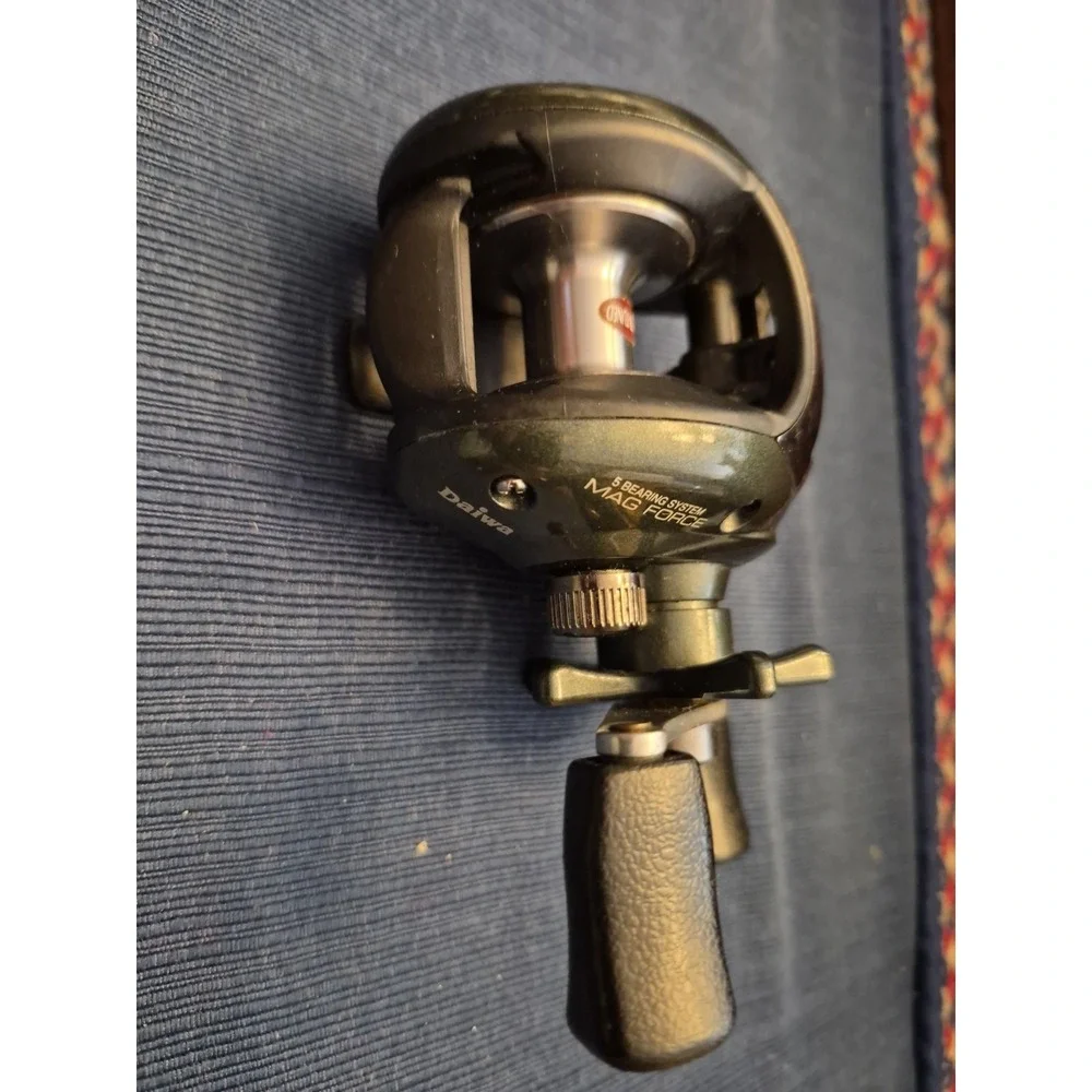 Daiwa Magforce 100-4Bi Fishing Baitcasting Reel